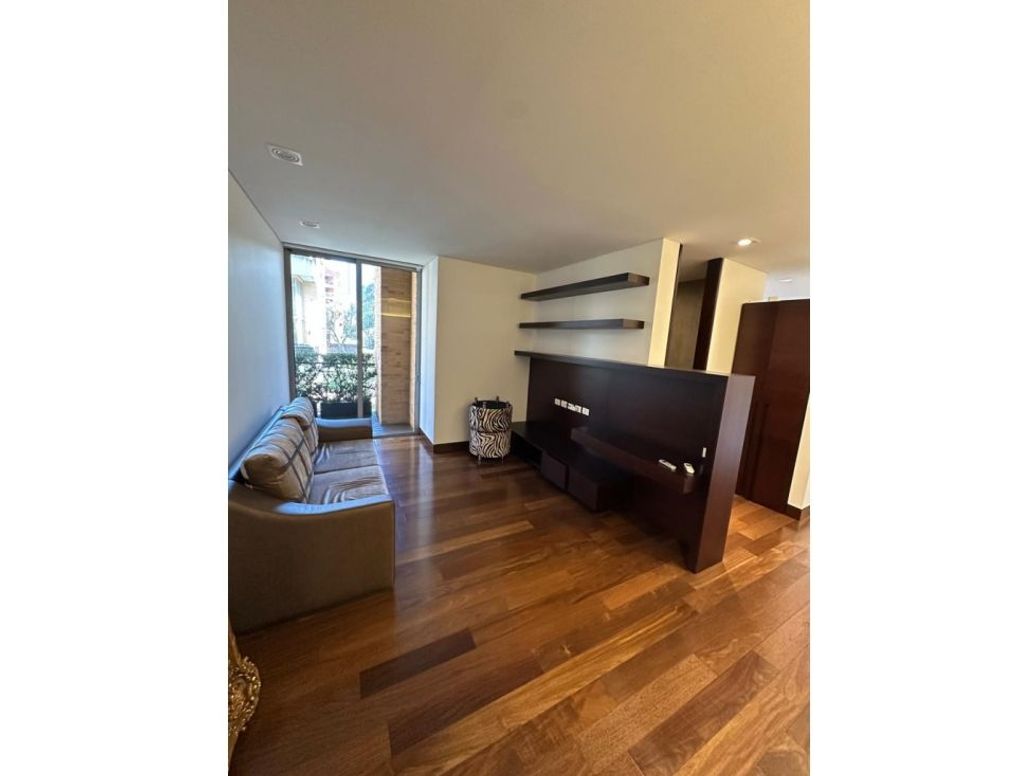 Apartamento de 3 alcobas en venta en Chicó Reservado, Bogotá, 303 m² · foto 18 de 20