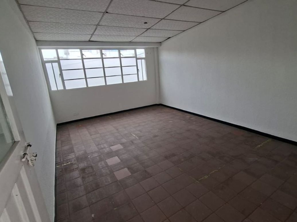 Casa de 13 alcobas en venta en Villa Luz, Bogotá, 600 m² · foto 8 de 15