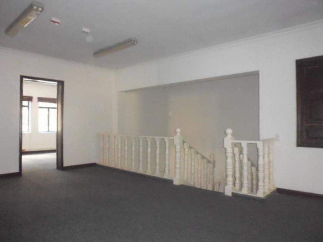Casa de 13 alcobas en venta en Quinta Camacho, Bogotá, 626 m² · foto 4 de 20
