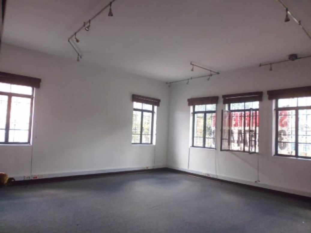 Casa de 13 alcobas en venta en Quinta Camacho, Bogotá, 626 m² · foto 13 de 20