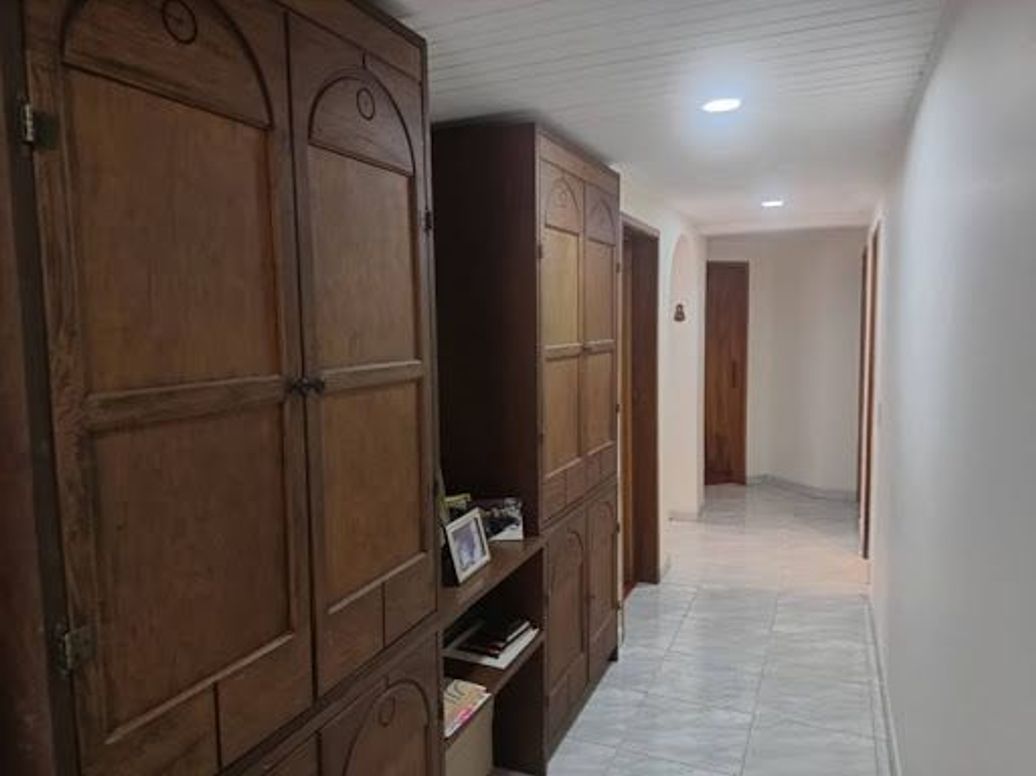 Apartamento de 3 alcobas en venta en El Contador, Bogotá, 135 m² · foto 12 de 20
