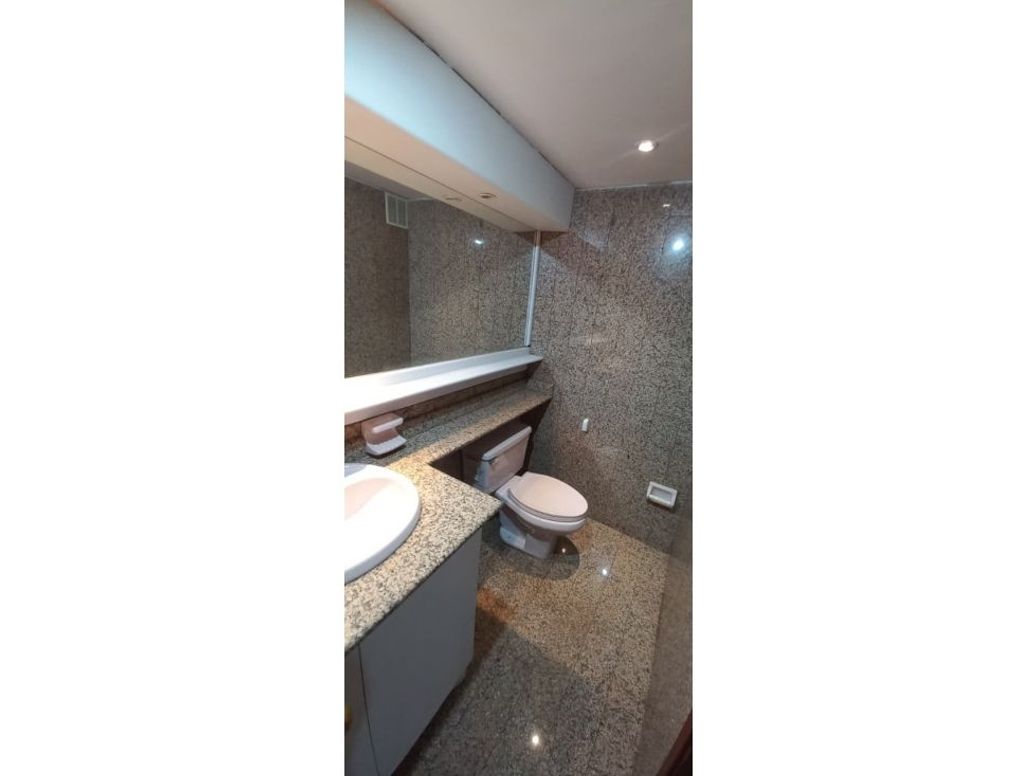 Apartamento en venta en Country Club, Bogotá · foto 14 de 18
