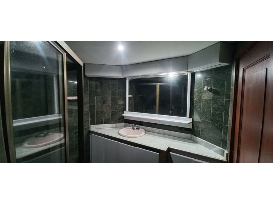 Apartamento en venta en Country Club, Bogotá · foto 17 de 18