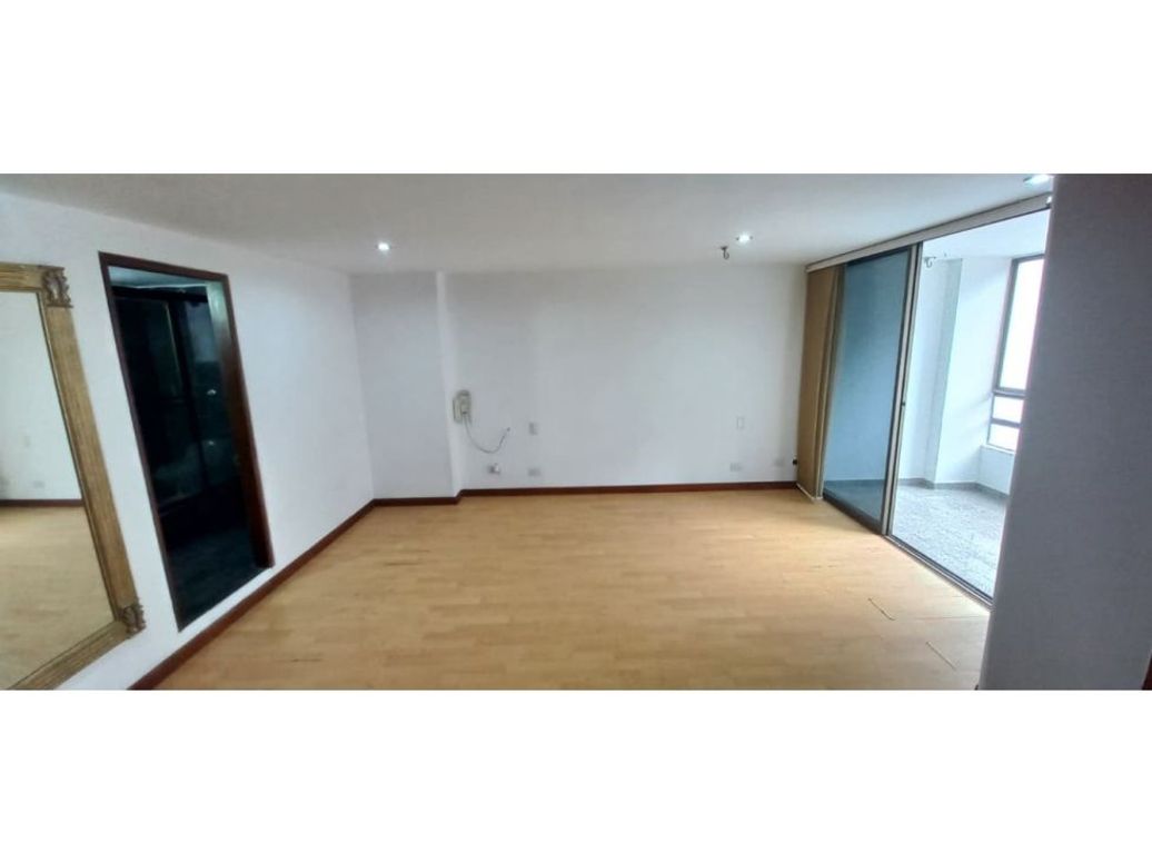Apartamento en venta en Country Club, Bogotá · foto 16 de 18