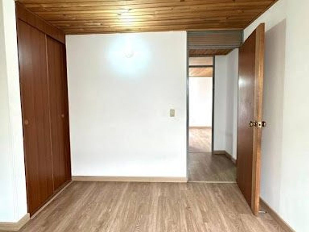 Apartamento de 2 alcobas en venta en El Laurel, Bogotá, 58 m² · foto 16 de 20