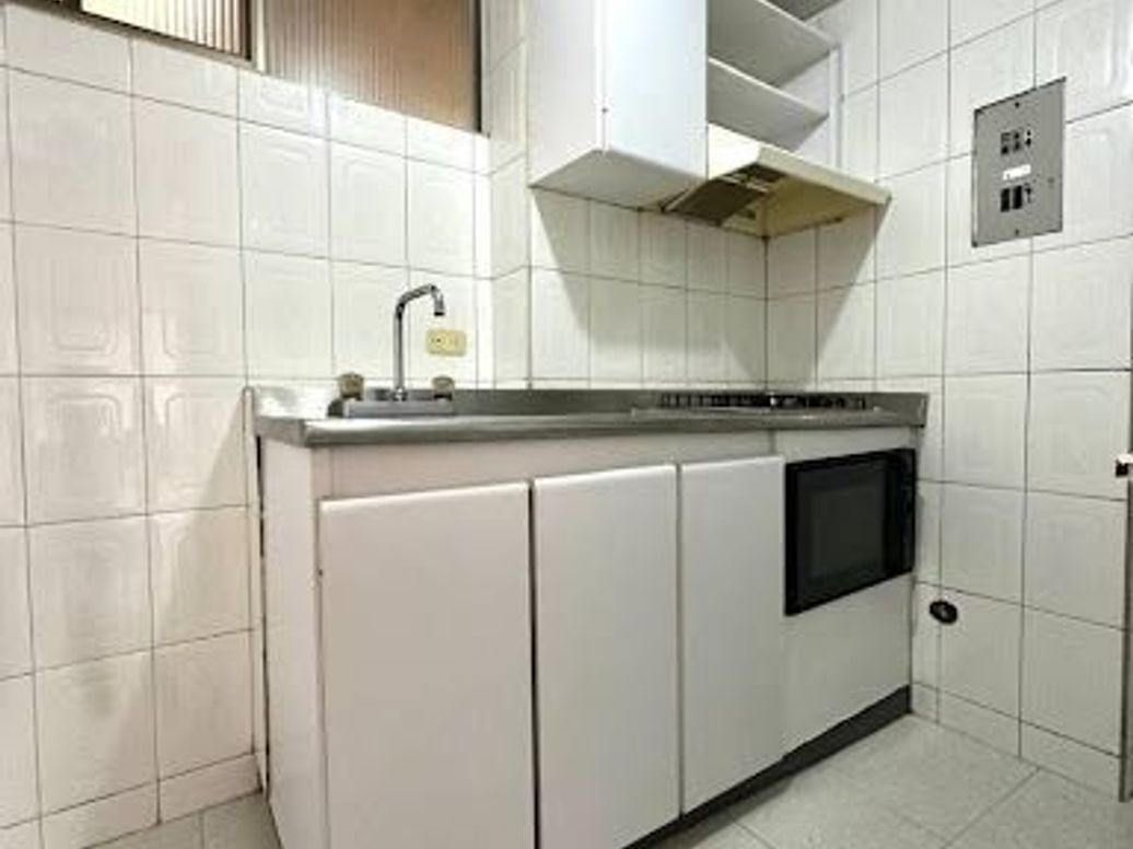 Apartamento de 2 alcobas en venta en El Laurel, Bogotá, 58 m² · foto 8 de 20