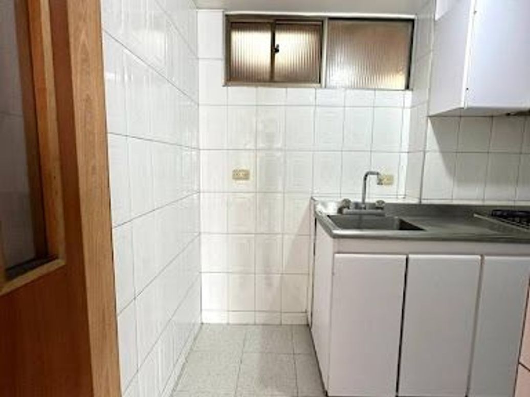 Apartamento de 2 alcobas en venta en El Laurel, Bogotá, 58 m² · foto 7 de 20