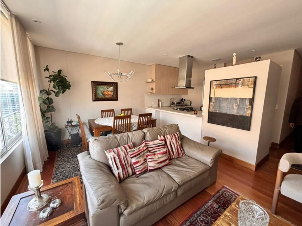 Apartaestudio en arriendo en Chicó Reservado, Bogotá, 75 m² · foto 3 de 16