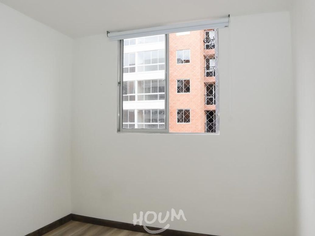 Apartamento de 2 alcobas en venta en Campo Alegre, Bogotá, 39 m² · foto 5 de 11