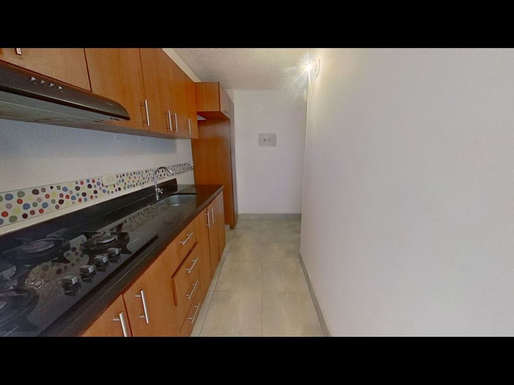 Apartamento de 3 alcobas en venta en San Antonio Nor - Occidental, Bogotá, 67 m² · foto 2 de 14