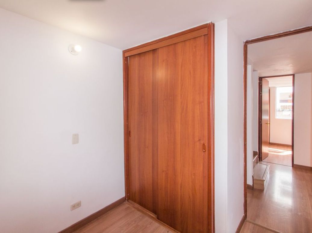Casa de 4 alcobas en venta en Suba Naranjos, Bogotá, 76 m² · foto 11 de 20
