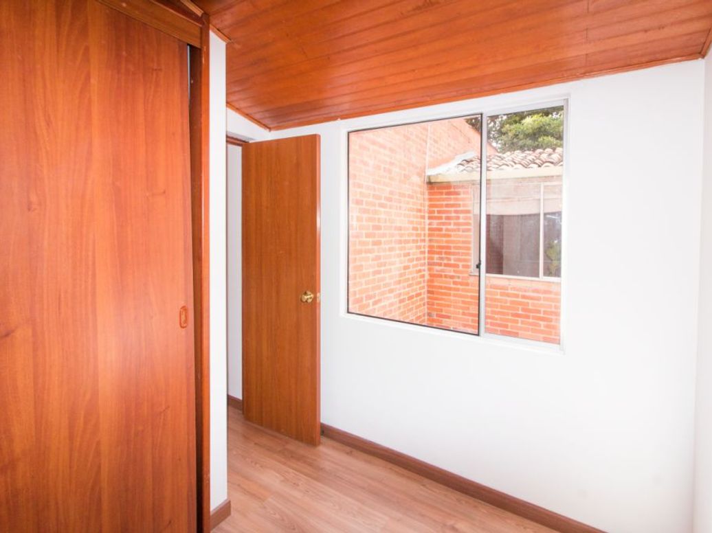 Casa de 4 alcobas en venta en Suba Naranjos, Bogotá, 76 m² · foto 16 de 20