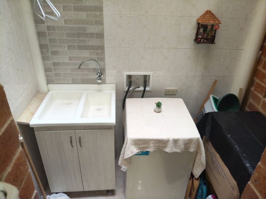 Casa de 2 alcobas en venta en Cr Cedro Suba Et. Iv, Bogotá, 37 m² · foto 7 de 19