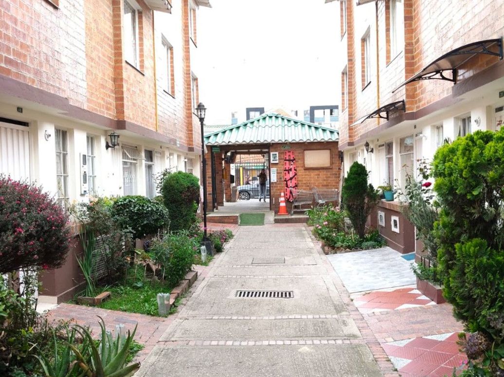Casa de 2 alcobas en venta en Cr Cedro Suba Et. Iv, Bogotá, 37 m² · foto 14 de 19