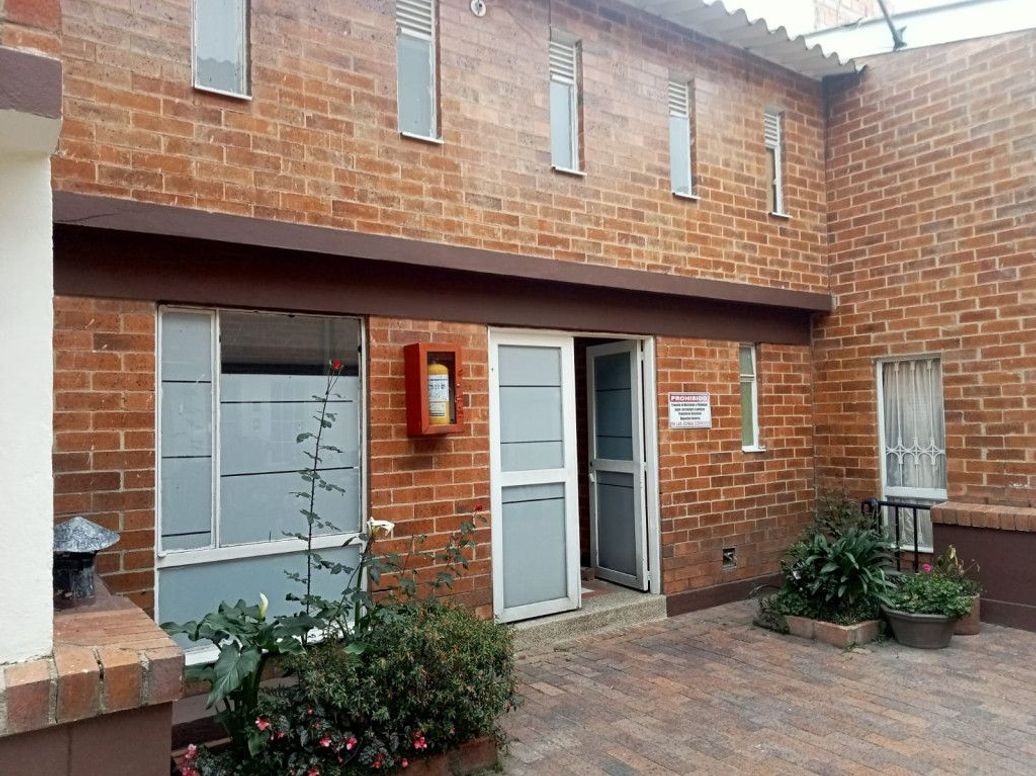 Casa de 2 alcobas en venta en Cr Cedro Suba Et. Iv, Bogotá, 37 m² · foto 16 de 19