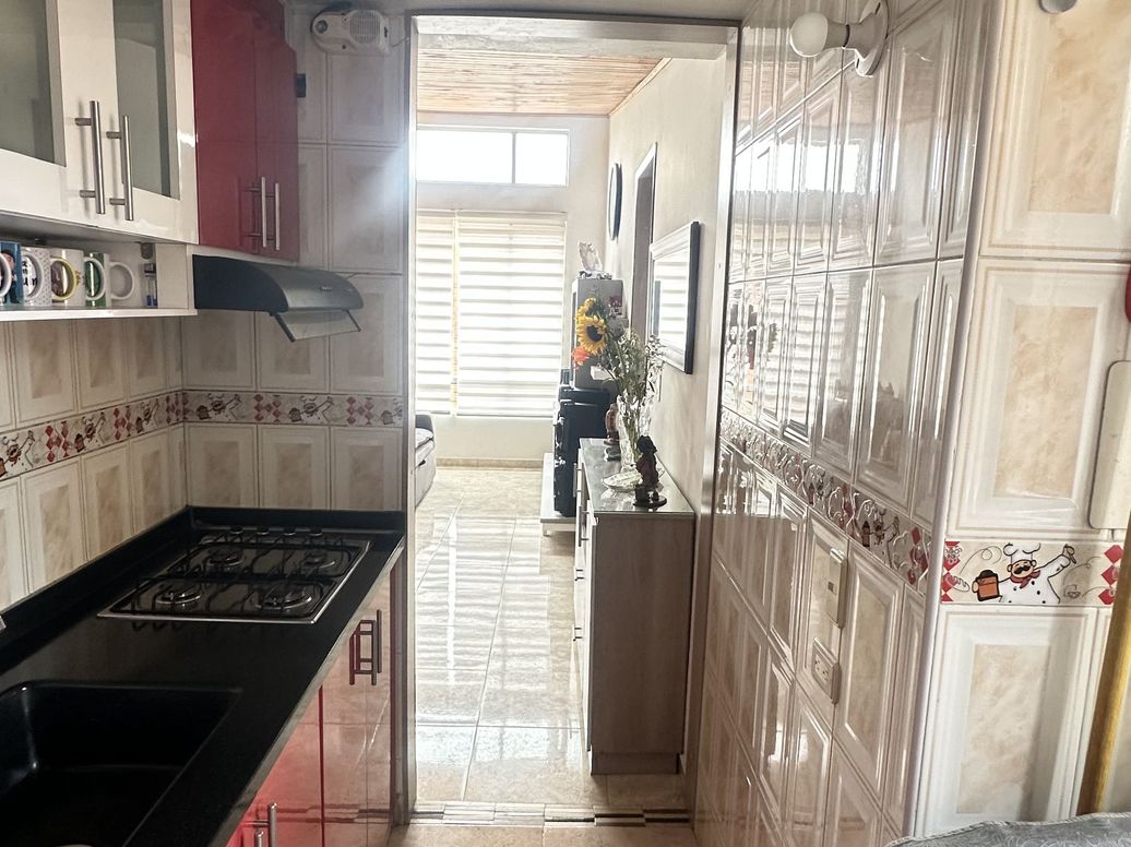 Apartamento de 3 alcobas en venta en El Dorado, Bogotá, 49 m² · foto 9 de 9