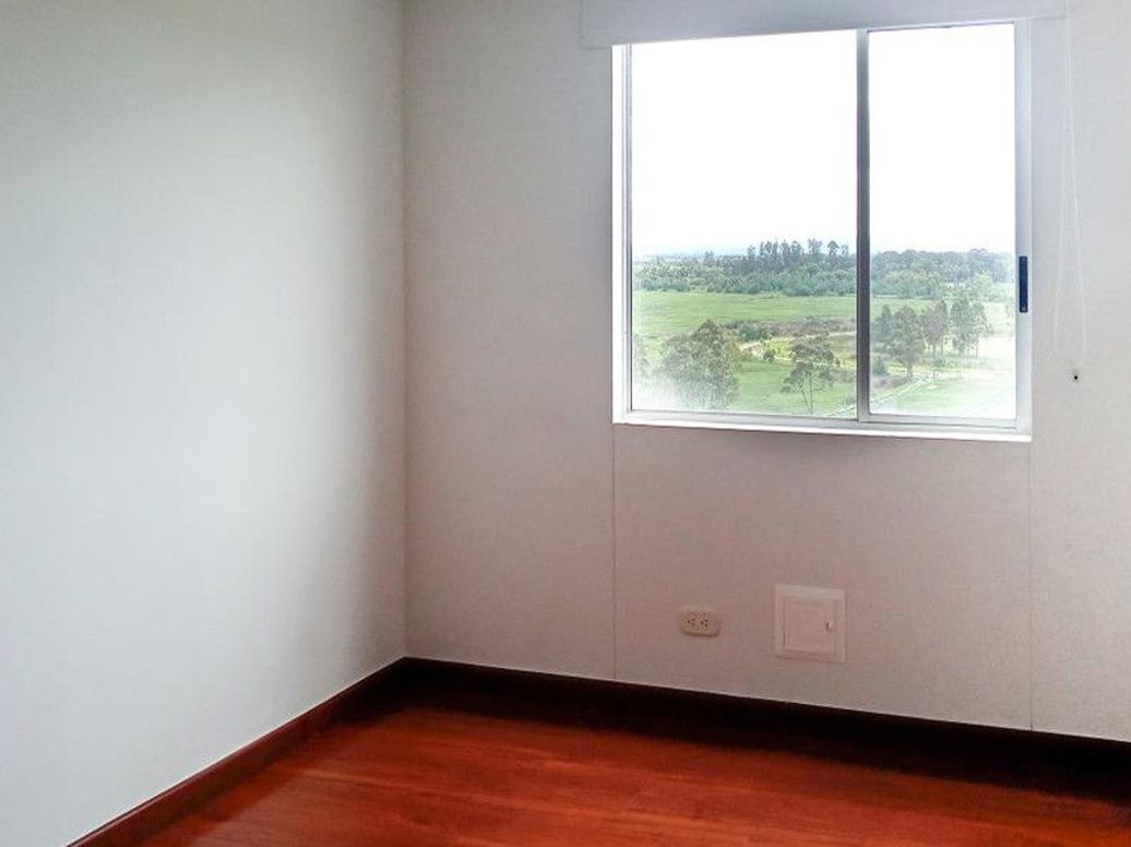 Apartamento de 3 alcobas en venta en El Dorado, Bogotá, 72 m² · foto 9 de 20