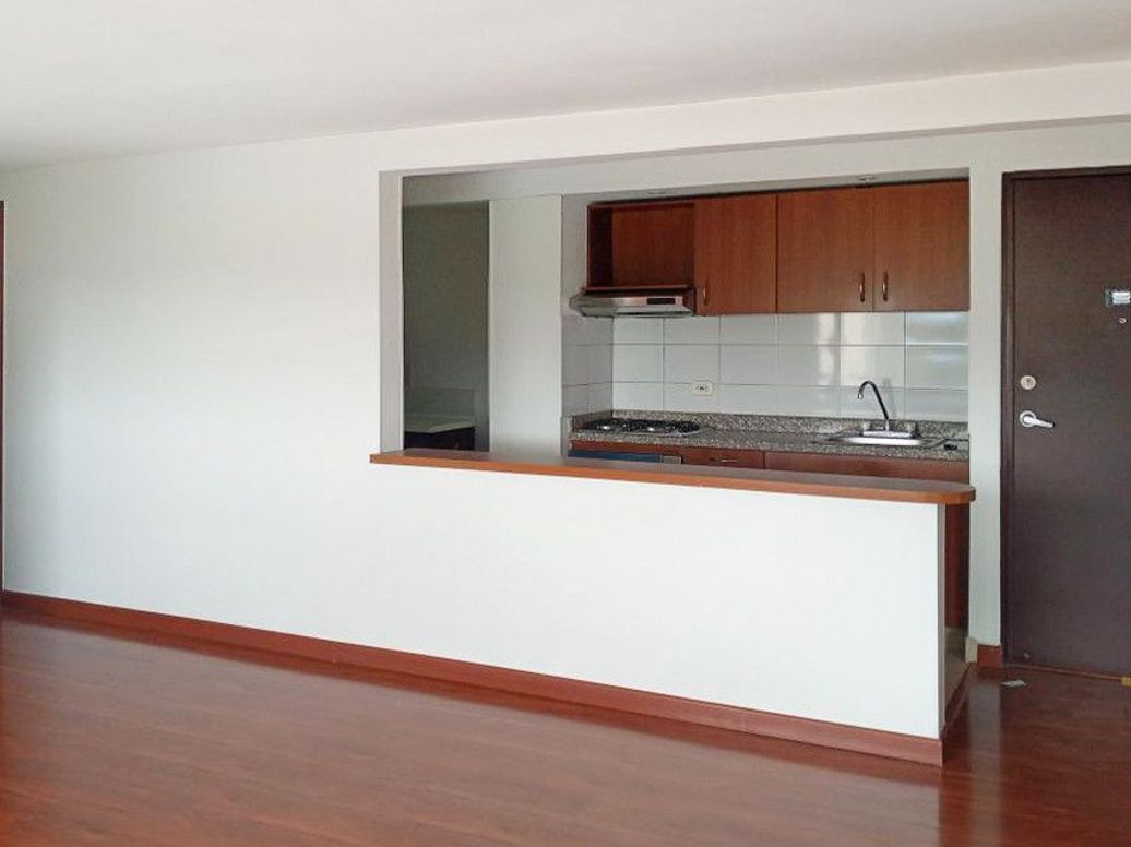 Apartamento de 3 alcobas en venta en El Dorado, Bogotá, 72 m² · foto 5 de 20