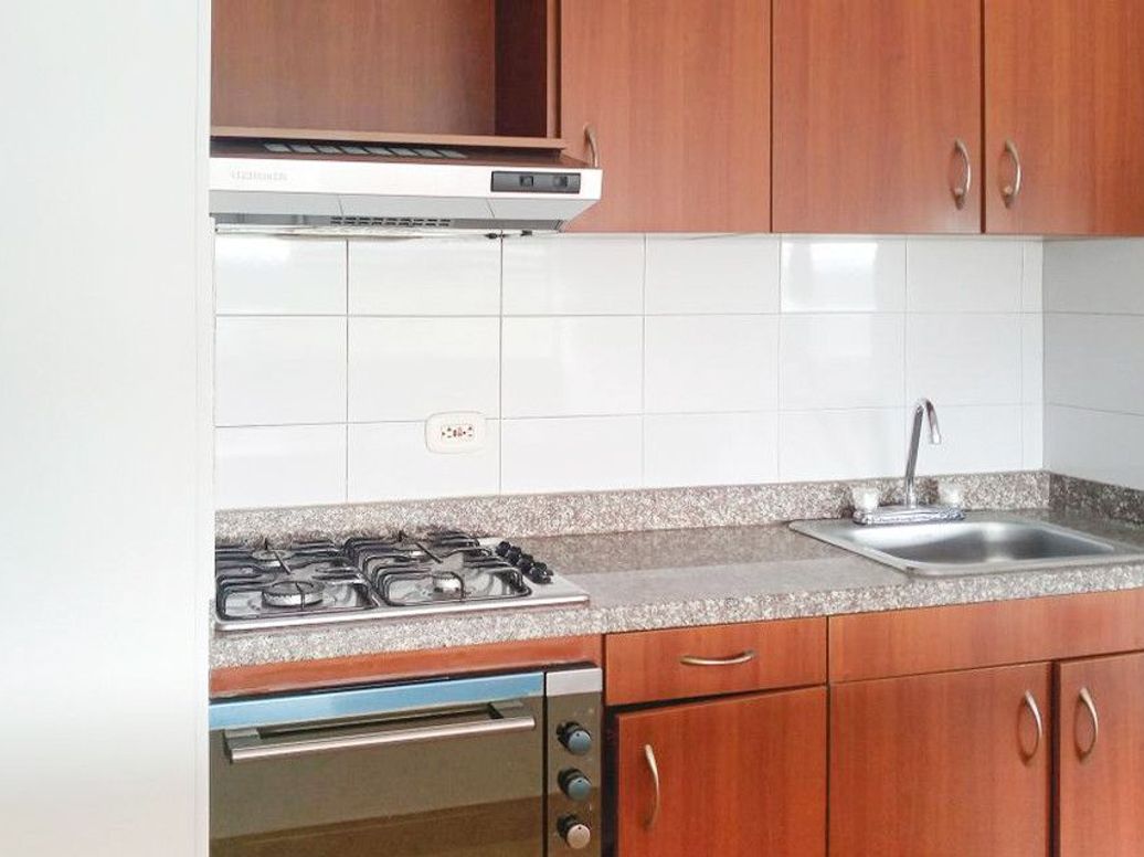 Apartamento de 3 alcobas en venta en El Dorado, Bogotá, 72 m² · foto 8 de 20