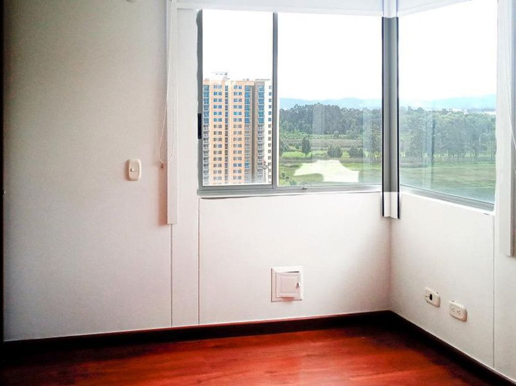 Apartamento de 3 alcobas en venta en El Dorado, Bogotá, 72 m² · foto 18 de 20