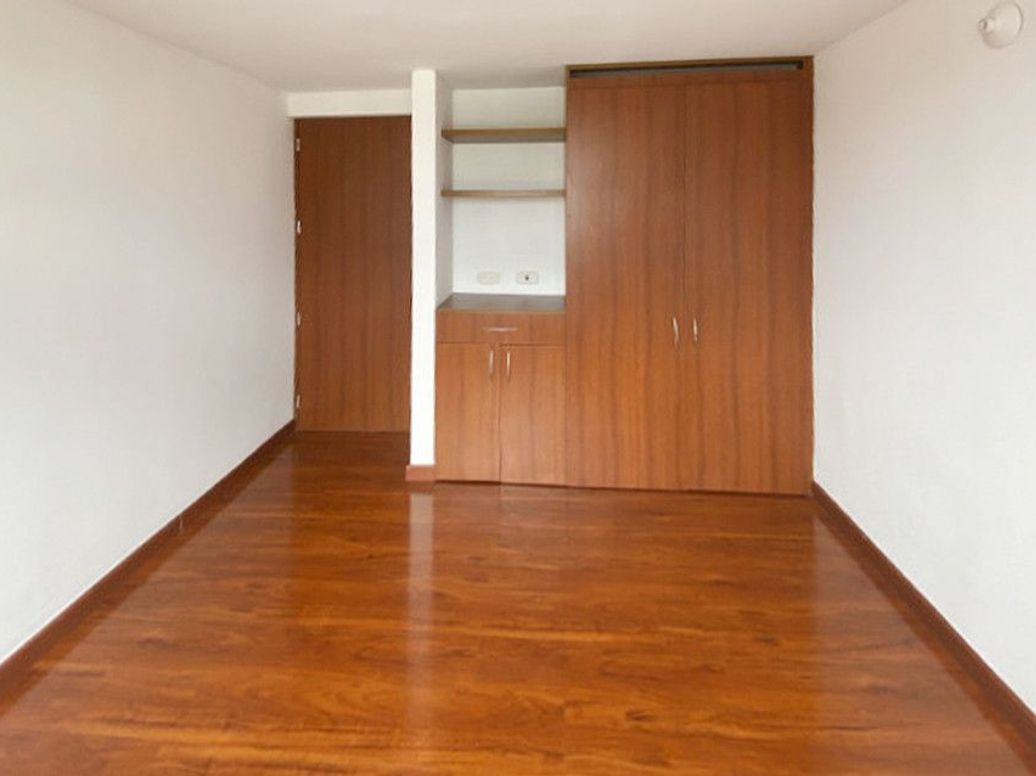 Apartamento de 3 alcobas en venta en El Dorado, Bogotá, 72 m² · foto 12 de 20