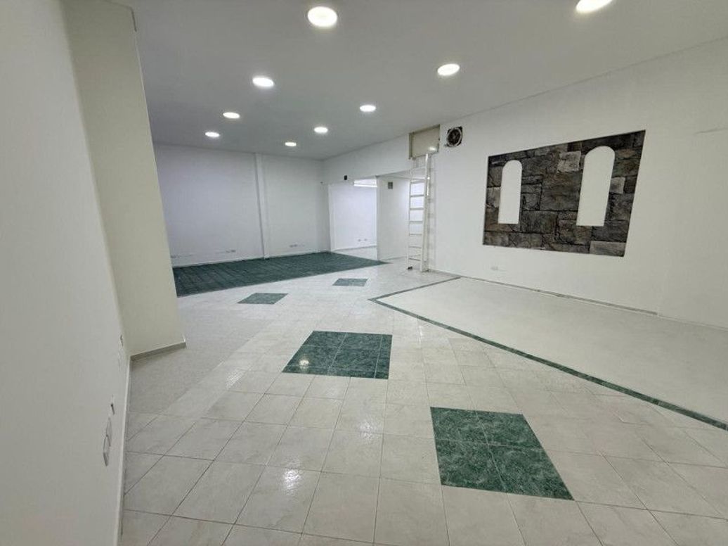 Casa de 3 alcobas en venta en Sears, Bogotá, 355 m² · foto 3 de 15