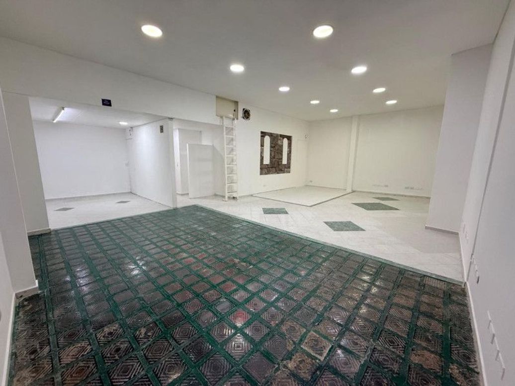 Casa de 3 alcobas en venta en Sears, Bogotá, 355 m² · foto 4 de 15