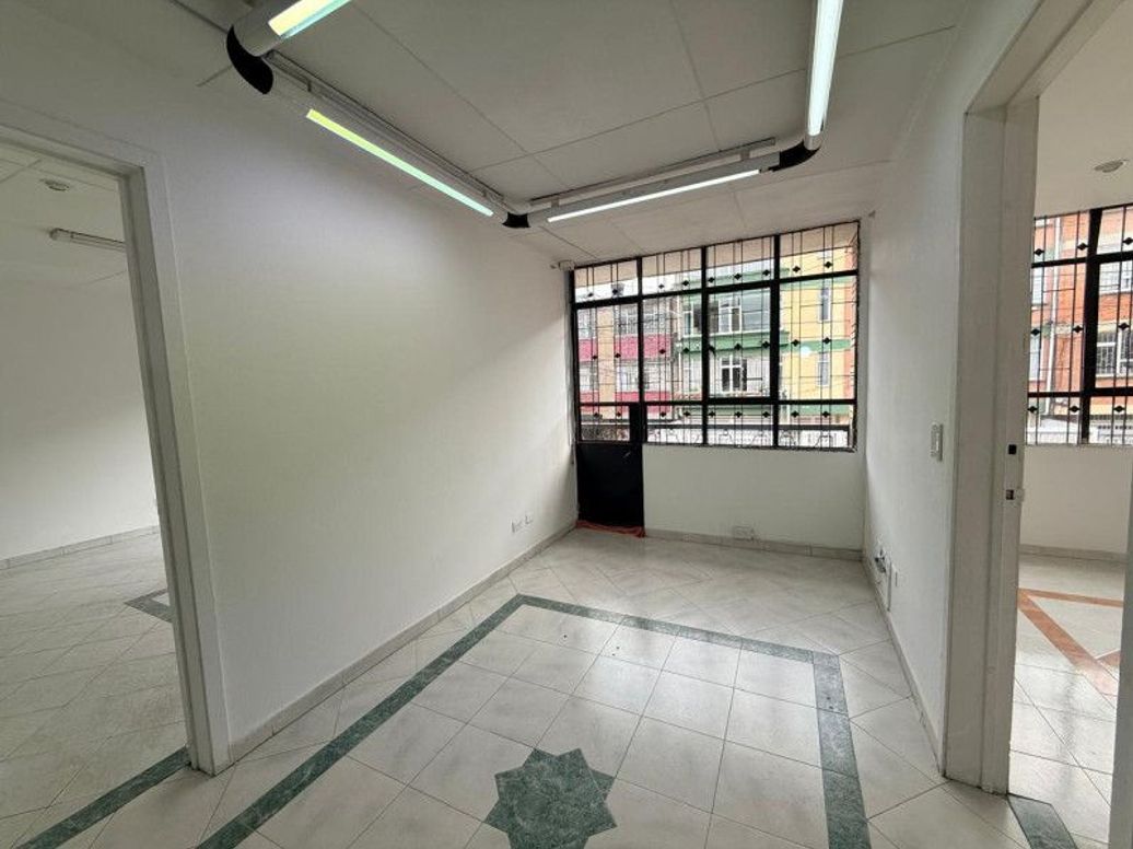 Casa de 3 alcobas en venta en Sears, Bogotá, 355 m² · foto 15 de 15