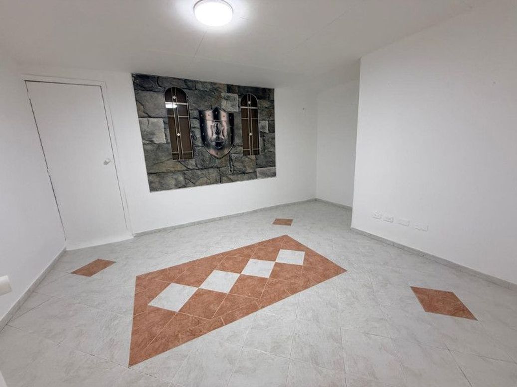 Casa de 3 alcobas en venta en Sears, Bogotá, 355 m² · foto 12 de 15