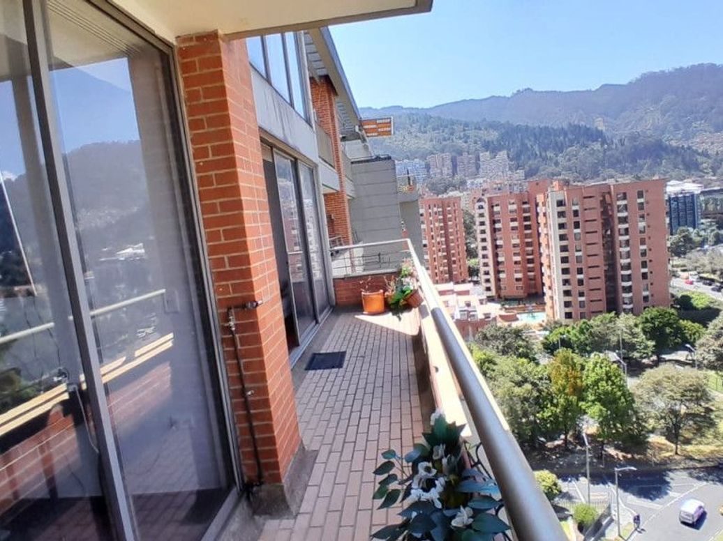Apartamento de 3 alcobas en venta en Lisboa, Bogotá, 303 m² · foto 17 de 20