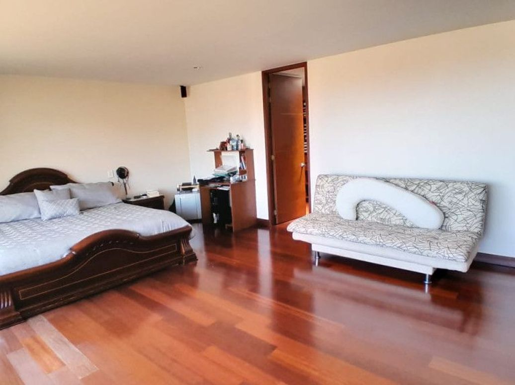 Apartamento de 3 alcobas en venta en Lisboa, Bogotá, 303 m² · foto 7 de 20