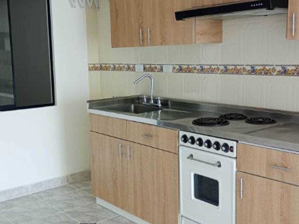 Apartaestudio en venta en Pardo Rubio, Bogotá, 44 m² · foto 6 de 9
