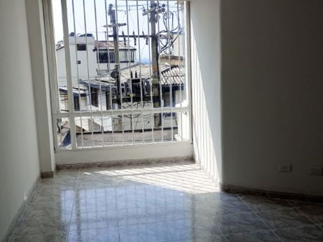 Apartaestudio en venta en Pardo Rubio, Bogotá, 44 m² · foto 2 de 9