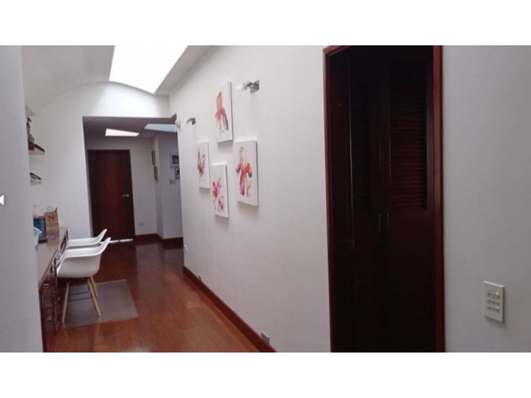 Apartamento de 4 alcobas en venta en Santa Barbara, Bogotá, 472 m² · foto 4 de 20