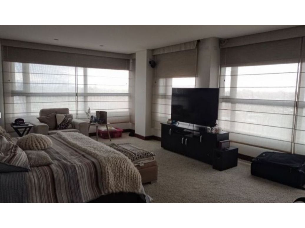 Apartamento de 4 alcobas en venta en Santa Barbara, Bogotá, 472 m² · foto 9 de 20