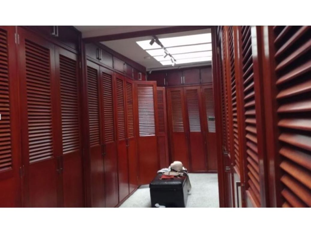 Apartamento de 4 alcobas en venta en Santa Barbara, Bogotá, 472 m² · foto 10 de 20