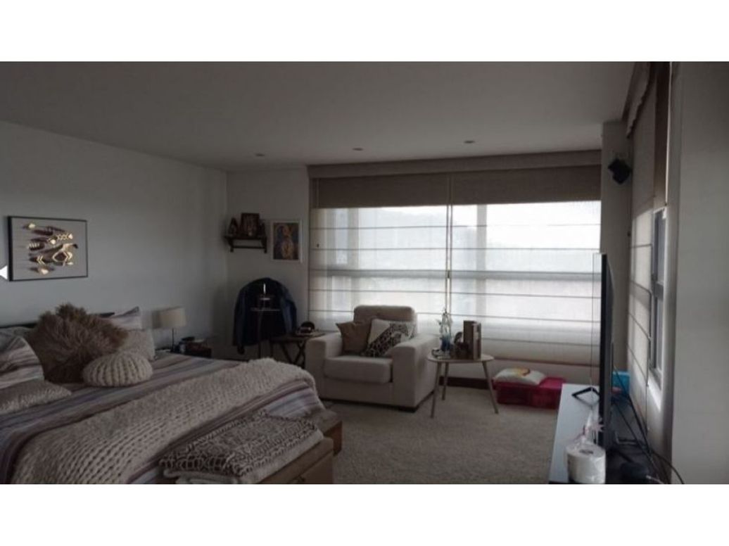 Apartamento de 4 alcobas en venta en Santa Barbara, Bogotá, 472 m² · foto 8 de 20