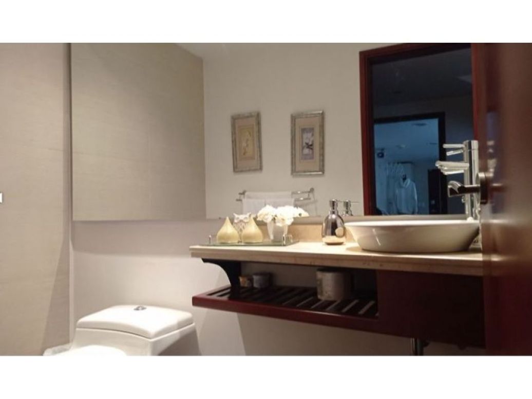 Apartamento de 4 alcobas en venta en Santa Barbara, Bogotá, 472 m² · foto 16 de 20