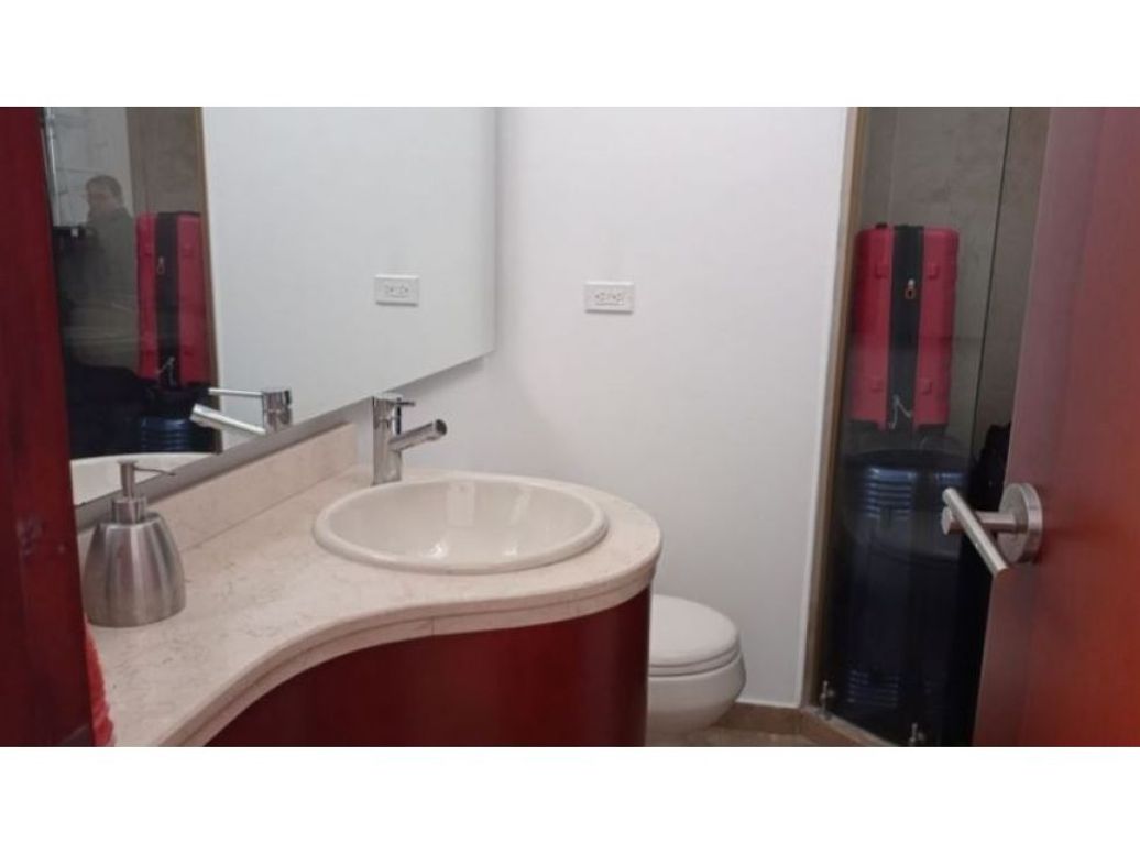 Apartamento de 4 alcobas en venta en Santa Barbara, Bogotá, 472 m² · foto 18 de 20