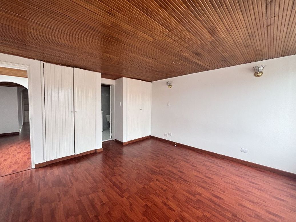 Casa de 4 alcobas en venta en Las Margaritas, Bogotá, 227 m² · foto 12 de 20