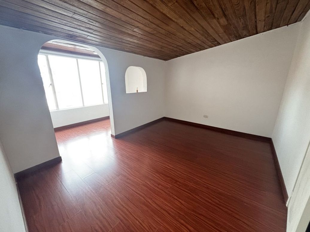 Casa de 4 alcobas en venta en Las Margaritas, Bogotá, 227 m² · foto 17 de 20