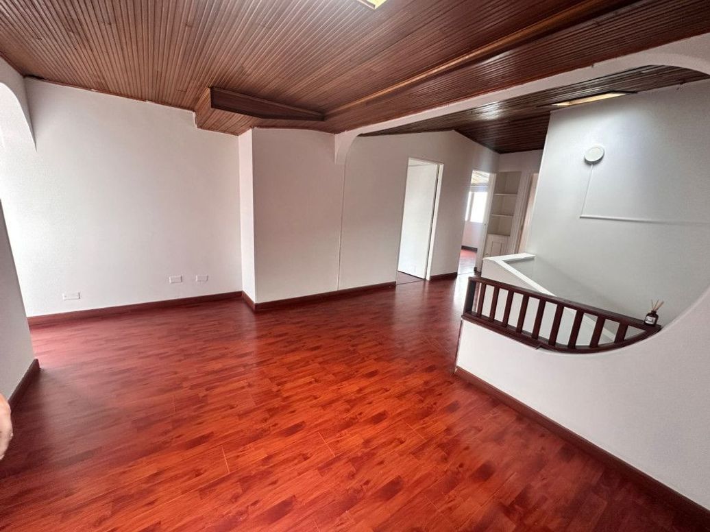 Casa de 4 alcobas en venta en Las Margaritas, Bogotá, 227 m² · foto 16 de 20