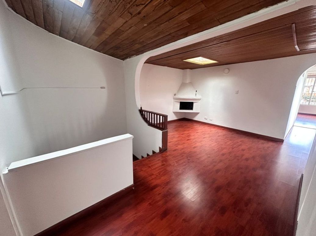 Casa de 4 alcobas en venta en Las Margaritas, Bogotá, 227 m² · foto 10 de 20