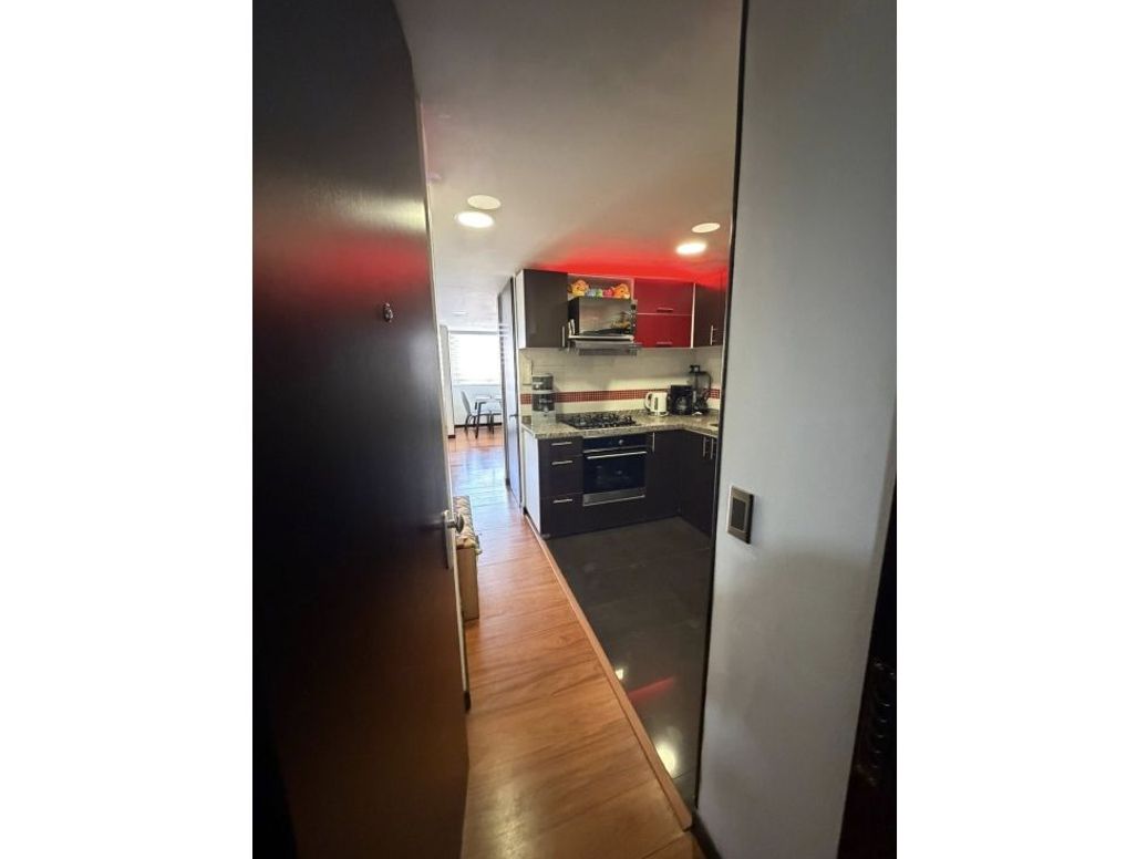 Apartamento de 3 alcobas en venta en Villemar, Bogotá, 84 m² · foto 2 de 20