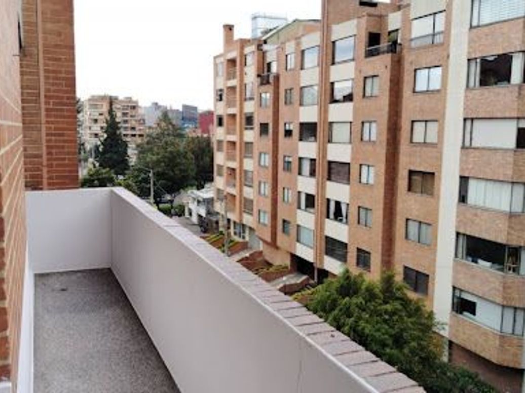 Apartamento de 2 alcobas en venta en Chicó Norte, Bogotá, 77 m² · foto 14 de 16