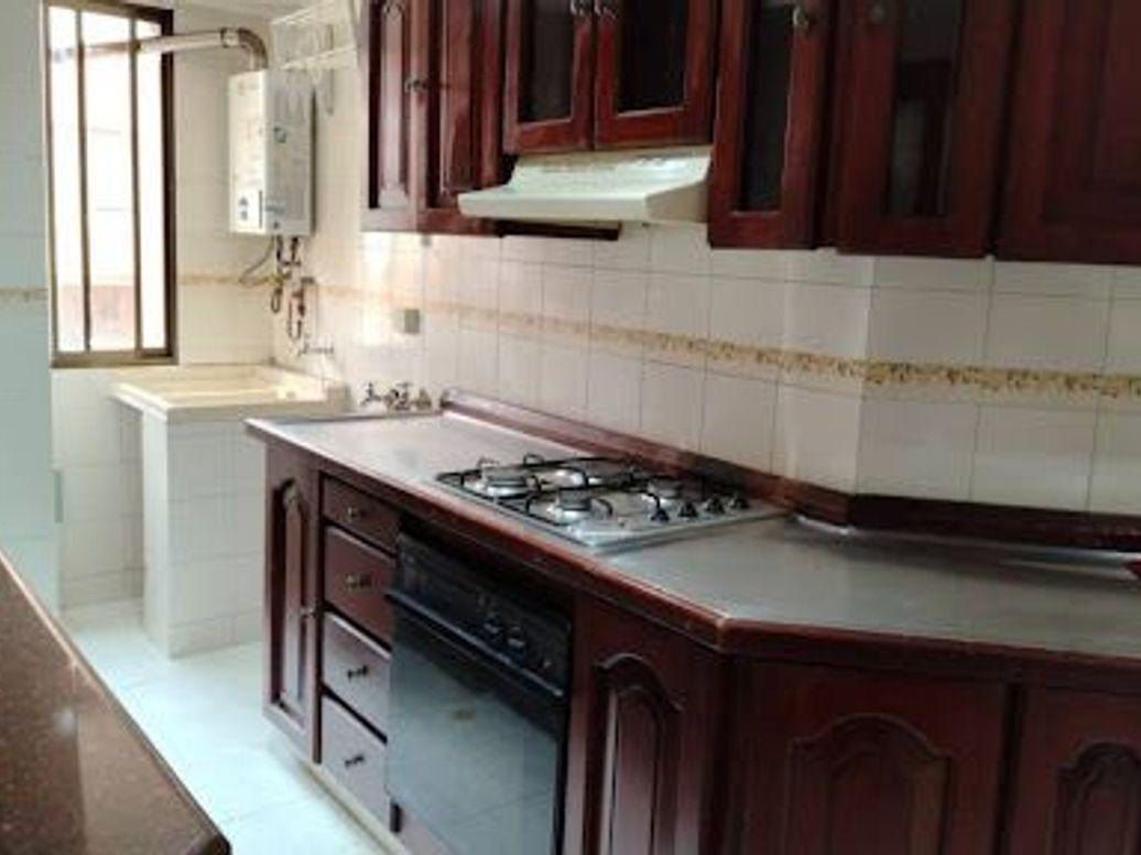 Apartamento de 2 alcobas en venta en Chicó Norte, Bogotá, 77 m² · foto 7 de 16