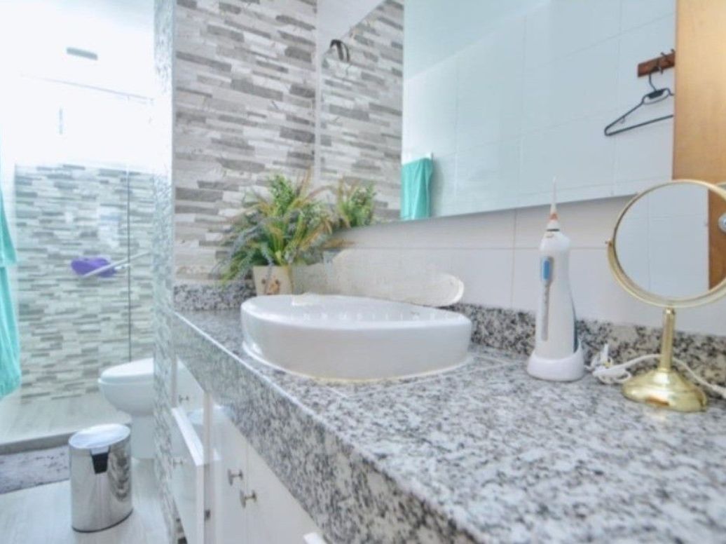 Apartamento de 3 alcobas en venta en El Contador, Bogotá, 120 m² · foto 8 de 12