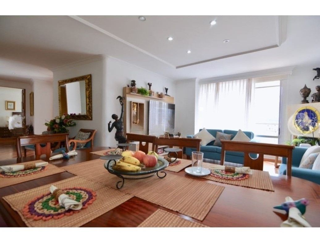 Apartamento de 3 alcobas en venta en El Contador, Bogotá, 120 m² · foto 7 de 12