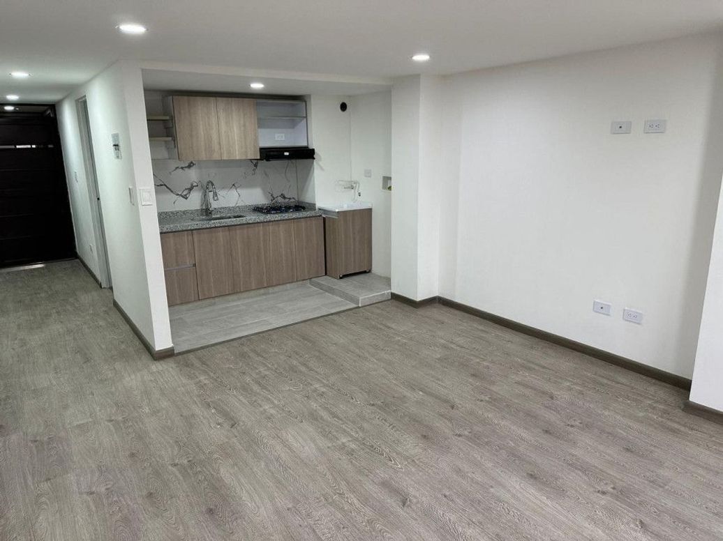 Apartamento de 3 alcobas en venta en Arborizadora Alta, Bogotá, 60 m² · foto 2 de 7