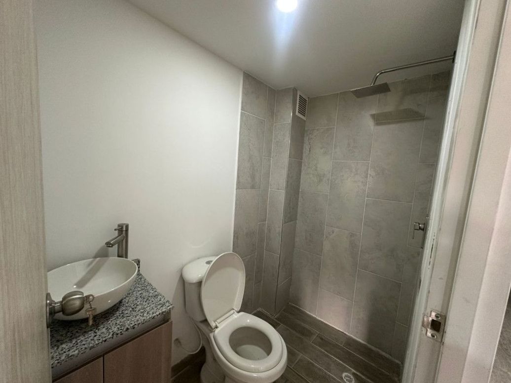 Apartamento de 3 alcobas en venta en Arborizadora Alta, Bogotá, 60 m² · foto 6 de 7